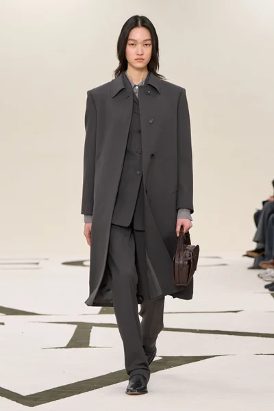 Look 19